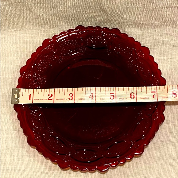 Vintage Ruby Red Avon Cape Cod glass plate - 7 inch diameter - depression - Picture 2 of 5